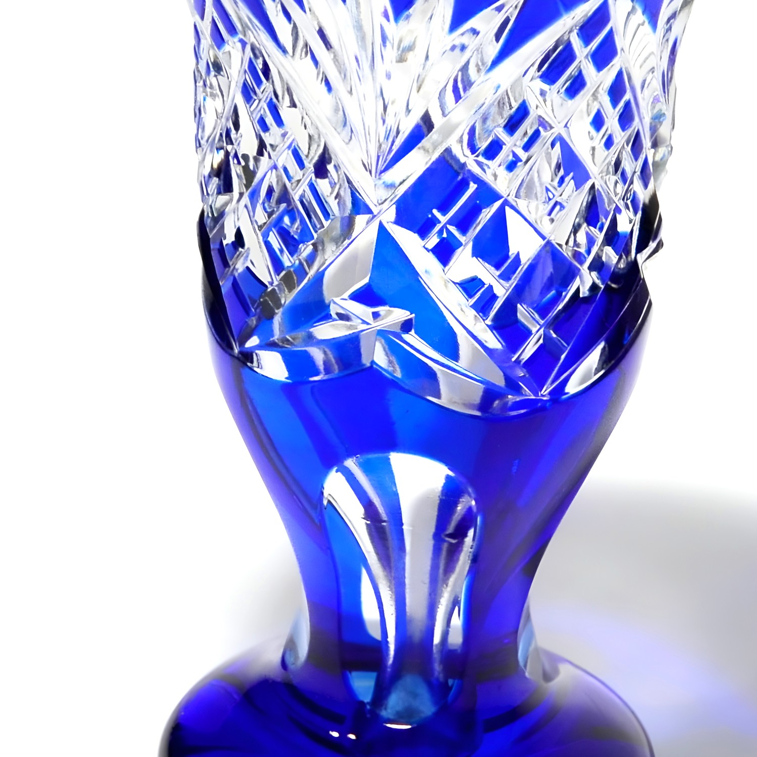 Blauer Bleikristallvase, Handgefertigtes Geschliffenes Glas Mit Geometrischem Muster, Bohemia Vase, Vintage Dekorativer Wohnakzent